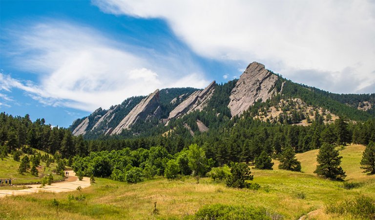 the_flatirons_boulder_colorado